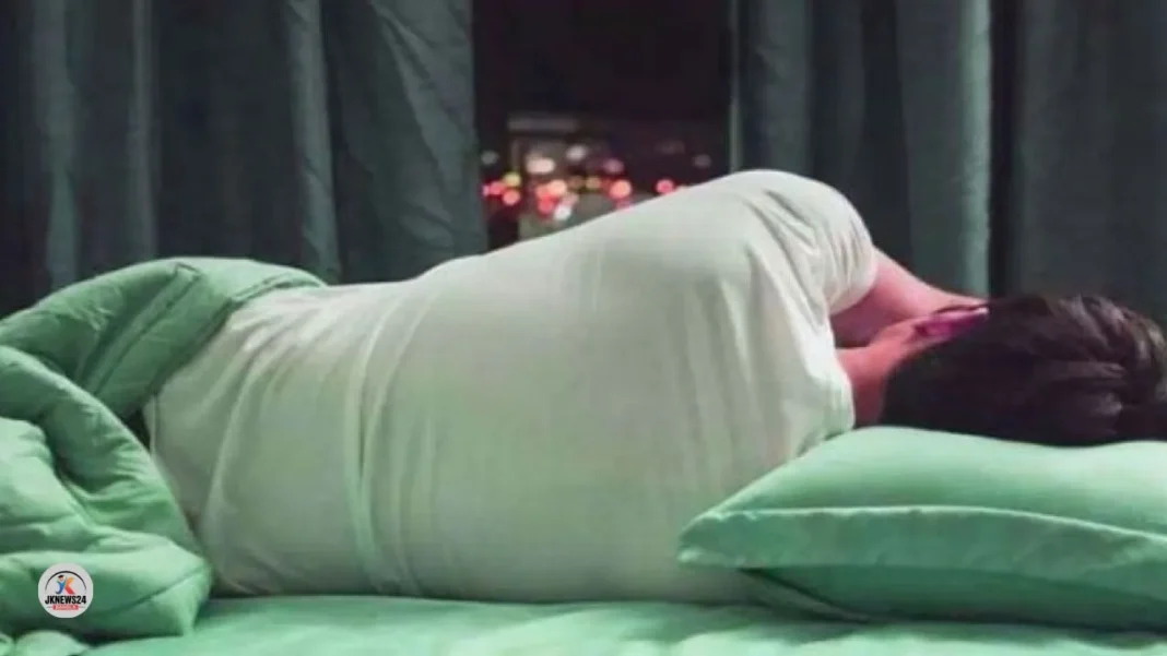 রোজা রেখে পর্যাপ্ত না ঘুমালে কী হয়