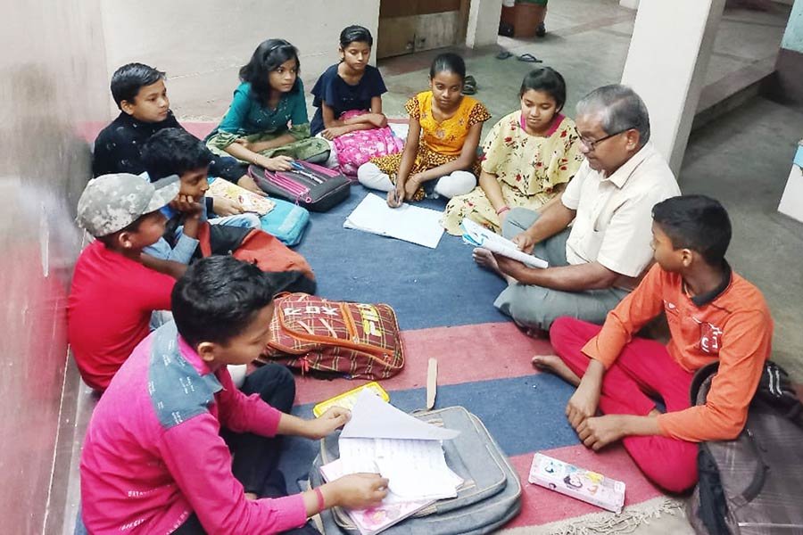 Private Tuition সরকারি স্কুলের শিক্ষকদের গোপন টিউশন, হাইকোর্টের নতুন নির্দেশ